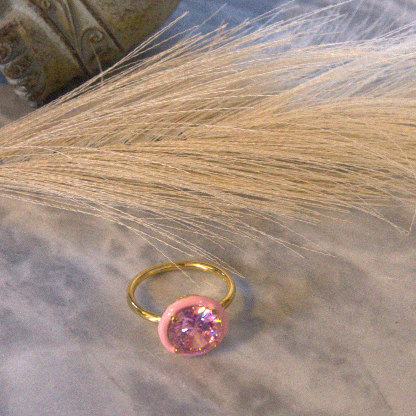 Pink Round Rhinestone Ring