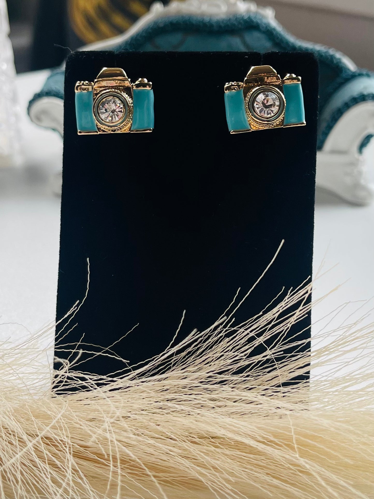 Camera Studs earrings